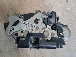 bontott MERCEDES-BENZ VIANO Jobb első Ajtózár