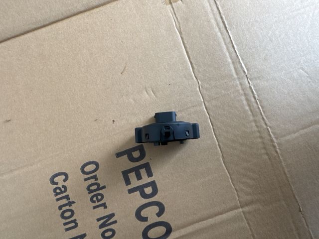 bontott MERCEDES-BENZ VIANO Kormányszög Jeladó