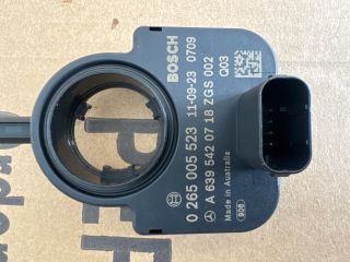 bontott MERCEDES-BENZ VIANO Kormányszög Jeladó