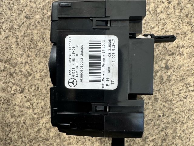 bontott MERCEDES-BENZ VIANO Középkonzol Vezérlő Panel