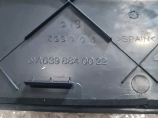 bontott MERCEDES-BENZ VIANO Pollenszűrő Fedél