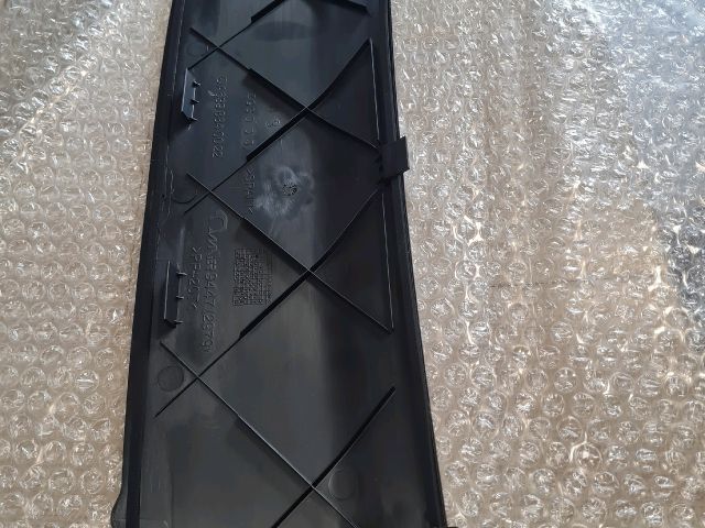 bontott MERCEDES-BENZ VIANO Pollenszűrő Fedél