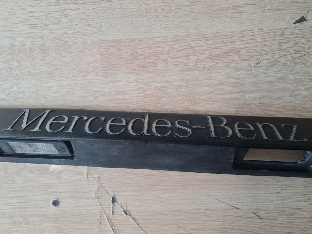 bontott MERCEDES-BENZ VIANO Rendszámtábla Világítás Keret