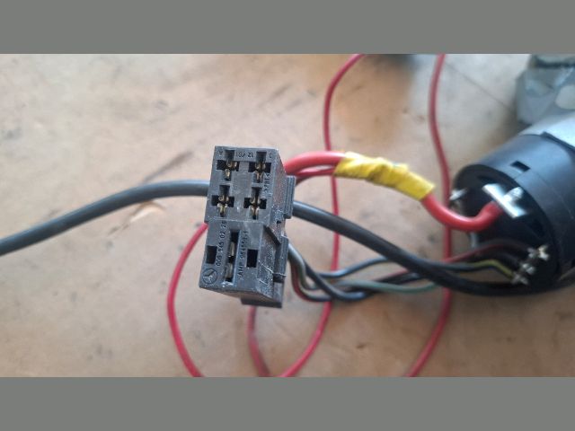 bontott MERCEDES-BENZ VITO Gyújtáskapcsoló