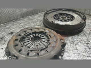 bontott MERCEDES-BENZ VITO Kuplung Szett (Szerkezet, Tárcsa)