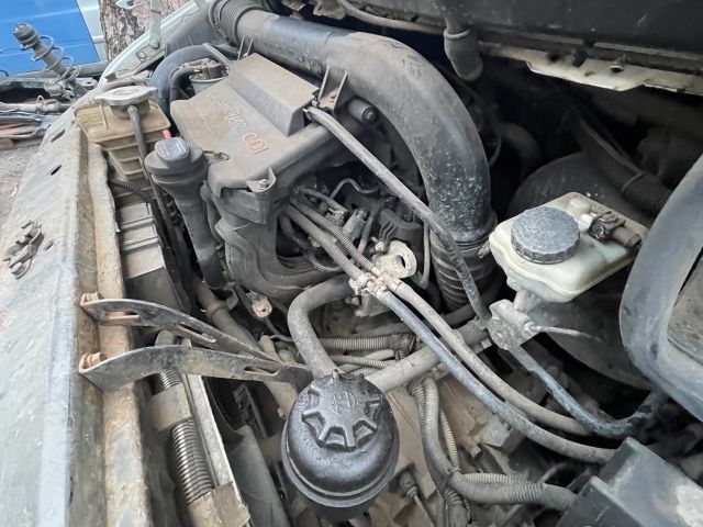 bontott MERCEDES-BENZ VITO Motor (Fűzött blokk hengerfejjel)