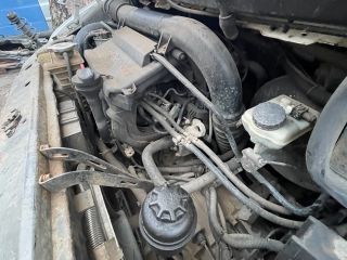 bontott MERCEDES-BENZ VITO Motor (Fűzött blokk hengerfejjel)