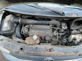 bontott MERCEDES-BENZ VITO Motor (Fűzött blokk hengerfejjel)