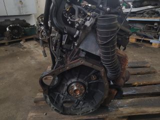 bontott MERCEDES-BENZ VITO Motor (Fűzött blokk hengerfejjel)