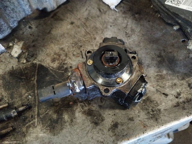 bontott MERCEDES-BENZ VITO Nagynyomású Szivattyú