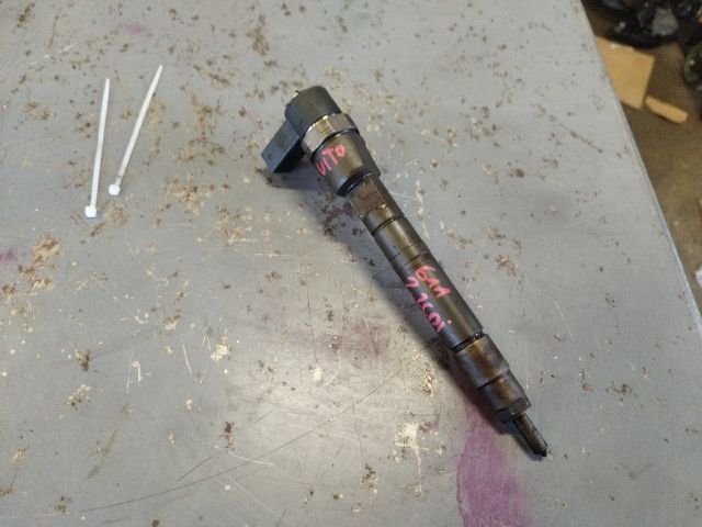 bontott MERCEDES-BENZ VITO Porlasztó (1 db)