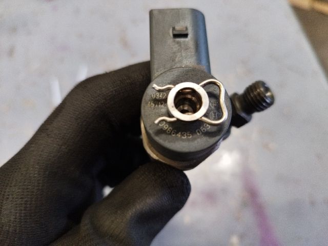 bontott MERCEDES-BENZ VITO Porlasztó (1 db)