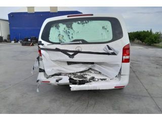 bontott MERCEDES-BENZ VITO Jobb első Csonkállvány