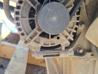 bontott MERCEDES-BENZ VITO Generátor