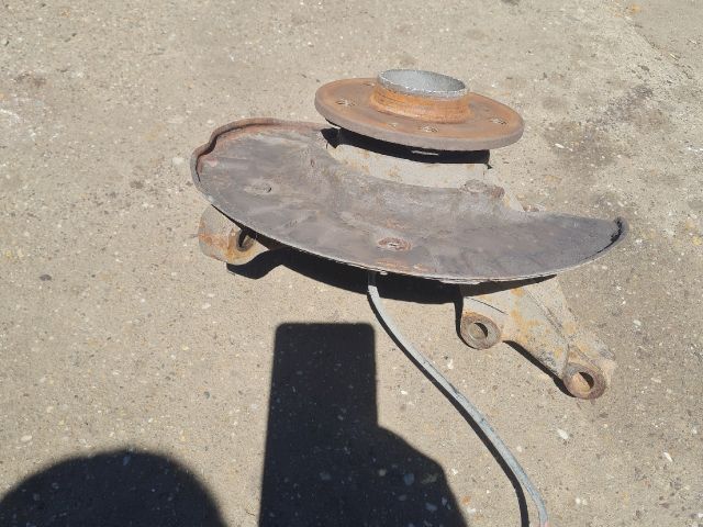 bontott MERCEDES-BENZ VITO Jobb első Csonkállvány Kerékaggyal