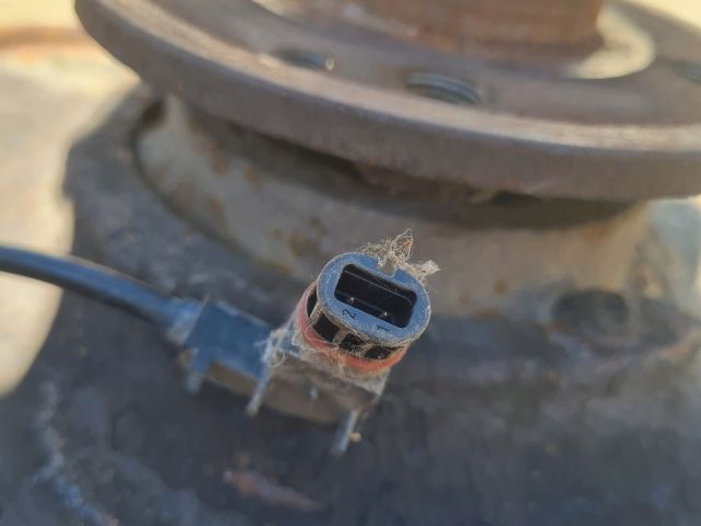 bontott MERCEDES-BENZ VITO Jobb első Csonkállvány Kerékaggyal