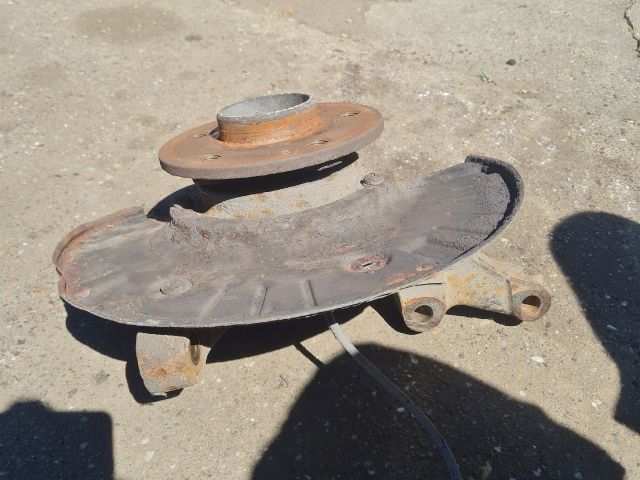 bontott MERCEDES-BENZ VITO Jobb első Csonkállvány Kerékaggyal