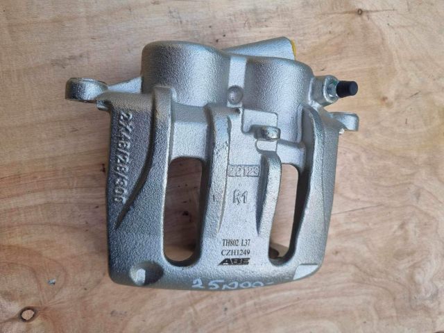 bontott MERCEDES-BENZ VITO Jobb első Féknyereg Munkahengerrel