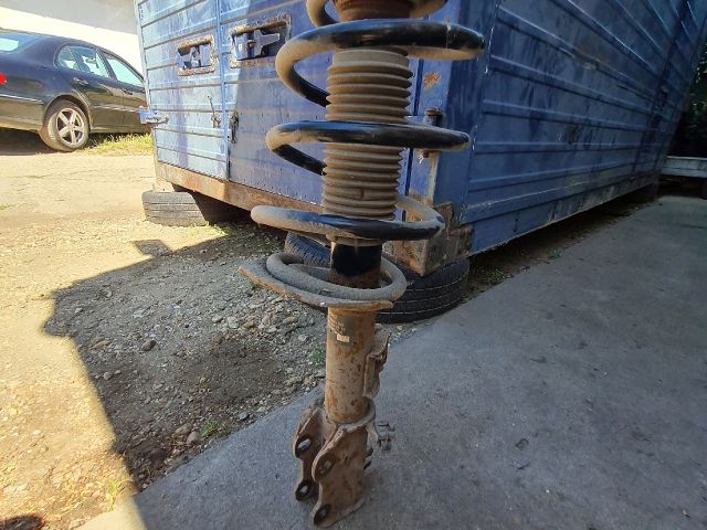 bontott MERCEDES-BENZ VITO Jobb első Gólyaláb (Lengécsillapító, Rugó)