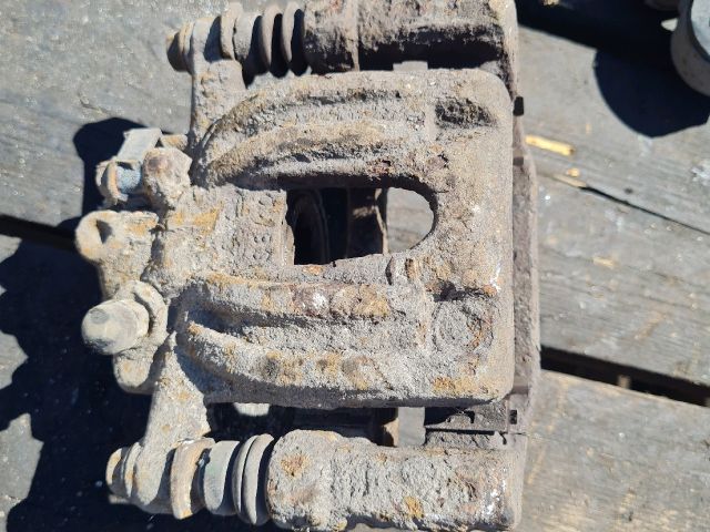 bontott MERCEDES-BENZ VITO Jobb hátsó Féknyereg Munkahengerrel