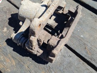 bontott MERCEDES-BENZ VITO Jobb hátsó Féknyereg Munkahengerrel