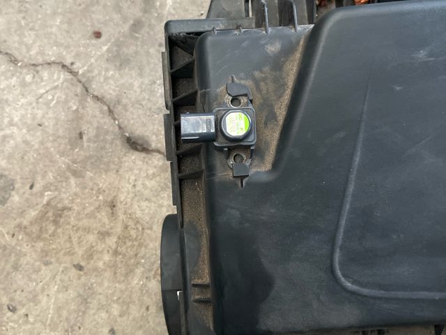 bontott MERCEDES-BENZ VITO Légszűrő Ház