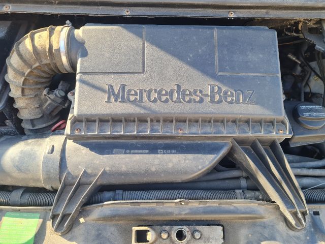 bontott MERCEDES-BENZ VITO Légszűrő Ház