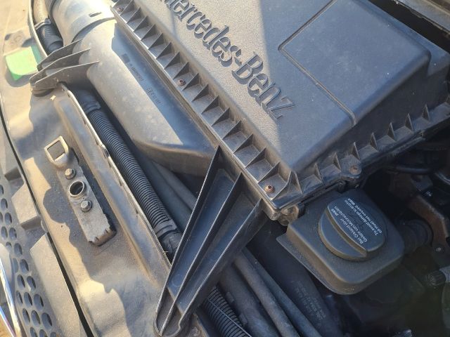 bontott MERCEDES-BENZ VITO Légszűrő Ház