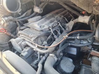 bontott MERCEDES-BENZ VITO Motor (Fűzött blokk hengerfejjel)