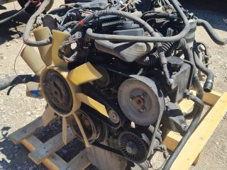 bontott MERCEDES-BENZ VITO Motor (Fűzött blokk hengerfejjel)