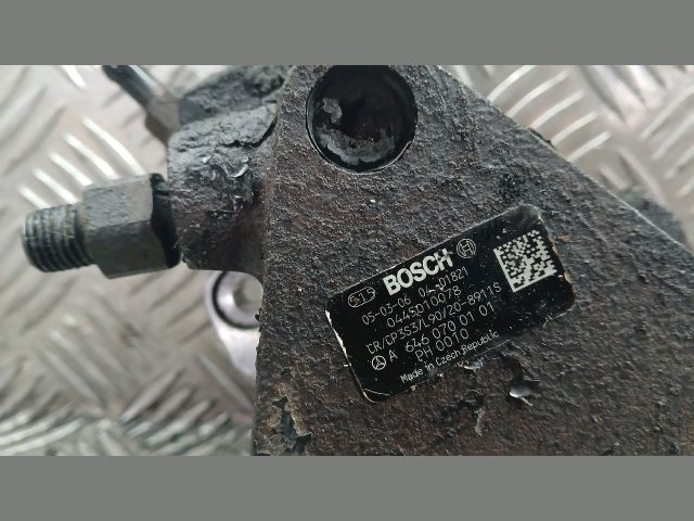 bontott MERCEDES-BENZ VITO Nagynyomású Szivattyú