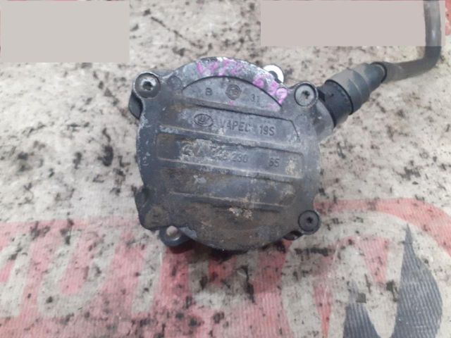 bontott MERCEDES-BENZ VITO Vákumpumpa