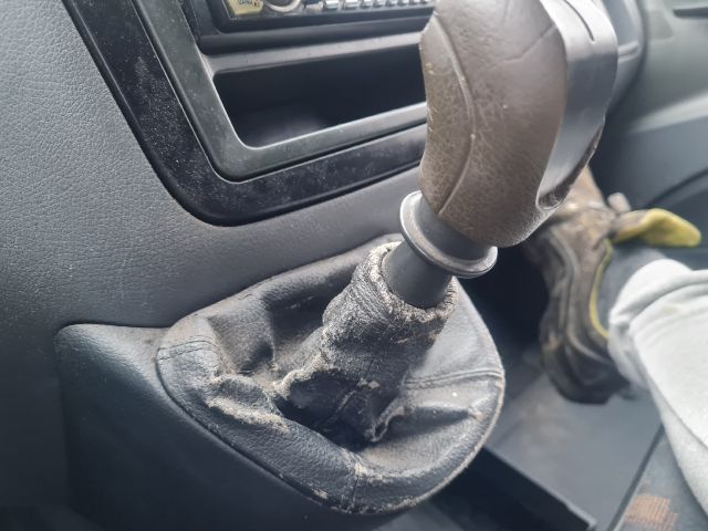 bontott MERCEDES-BENZ VITO Váltó Kulissza