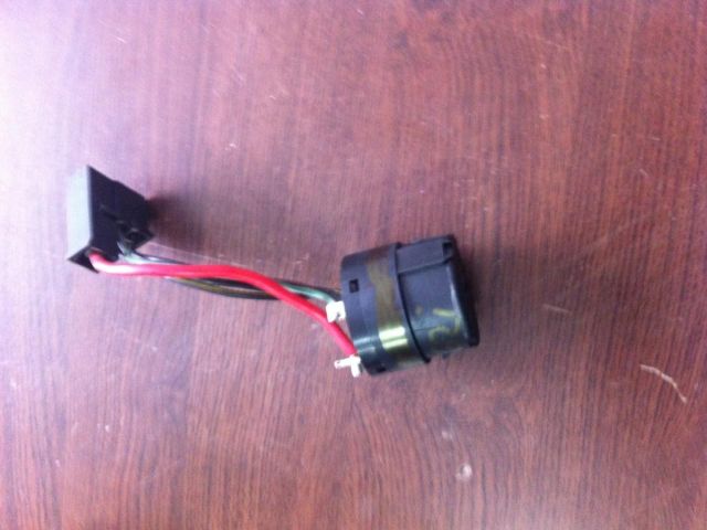 bontott MERCEDES-BENZ VITO Gyújtáskapcsoló