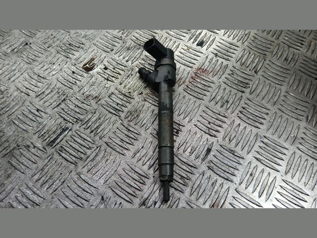 bontott MERCEDES-BENZ VITO Porlasztó (1 db)