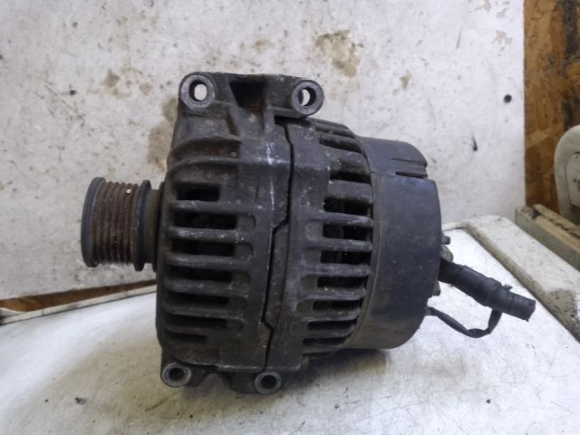 bontott MERCEDES-BENZ VITO Generátor