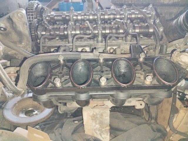 bontott MERCEDES-BENZ VITO Motor (Fűzött blokk hengerfejjel)