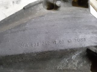 bontott MERCEDES-BENZ VITO Motor Tartó Bak (Fém)