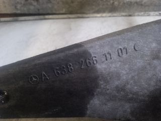 bontott MERCEDES-BENZ VITO Motor Tartó Bak (Fém)