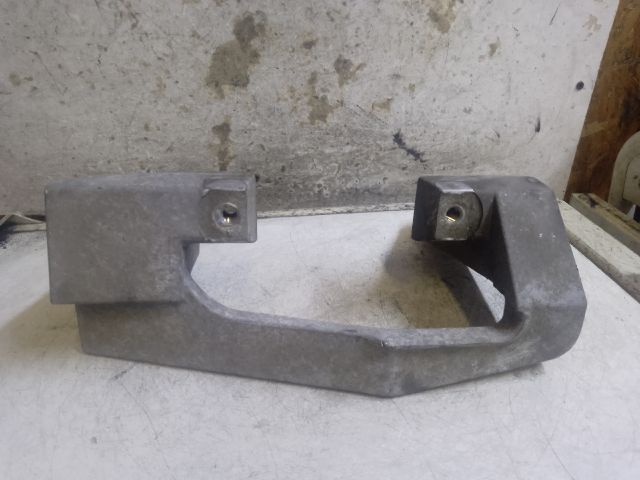 bontott MERCEDES-BENZ VITO Motor Tartó Bak (Fém)