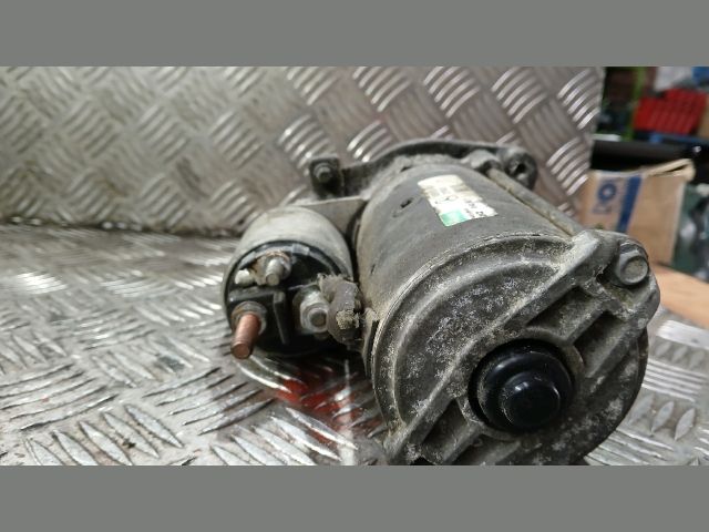 bontott MERCEDES-BENZ VITO Önindító