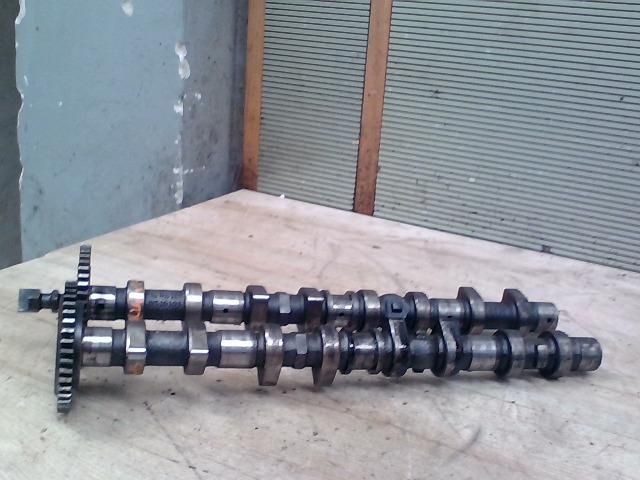 bontott MERCEDES-BENZ VITO Vezérműtengely (Magában)