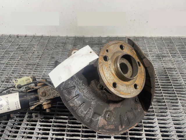 bontott MERCEDES-BENZ VITO Bal első Csonkállvány