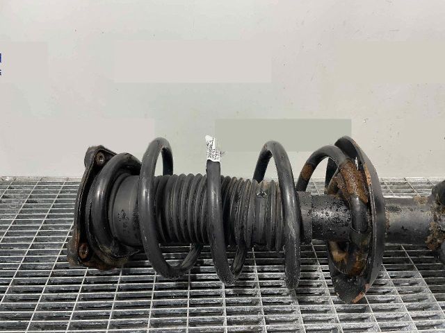 bontott MERCEDES-BENZ VITO Első Rugó