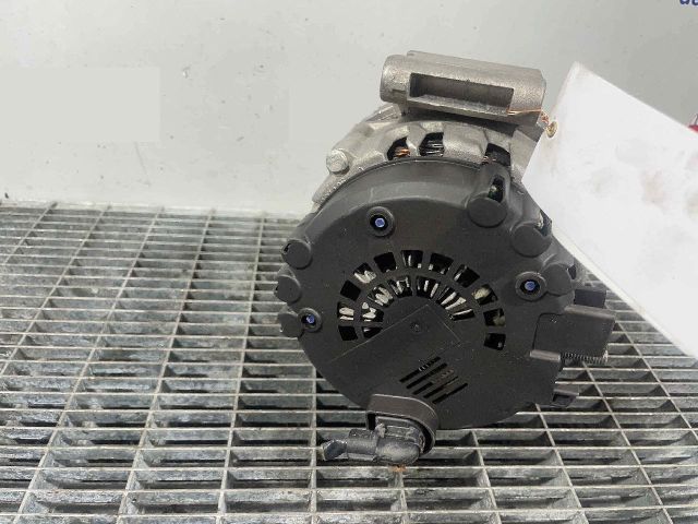 bontott MERCEDES-BENZ VITO Generátor