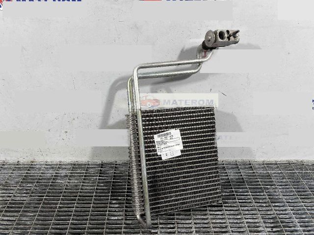 bontott MERCEDES-BENZ VITO Klímahűtő Radiátor