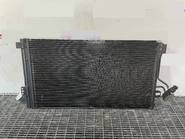 bontott MERCEDES-BENZ VITO Klímahűtő Radiátor