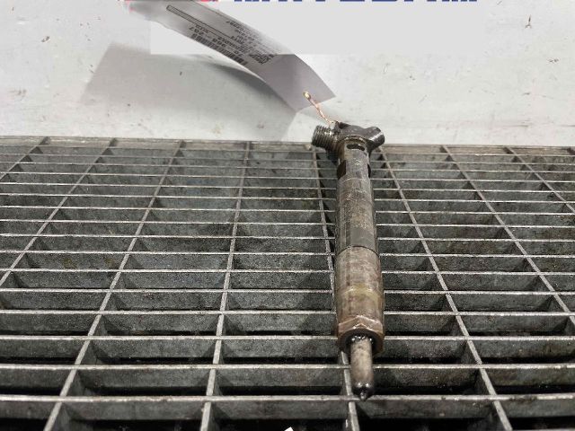 bontott MERCEDES-BENZ VITO Porlasztó (1 db)