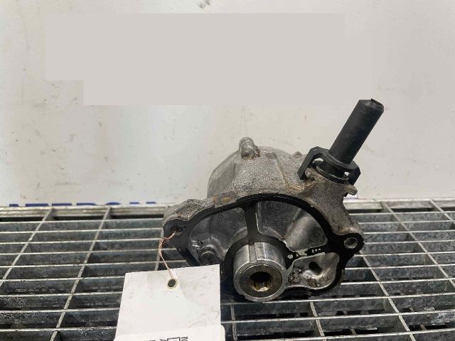 bontott MERCEDES-BENZ VITO Vákumpumpa