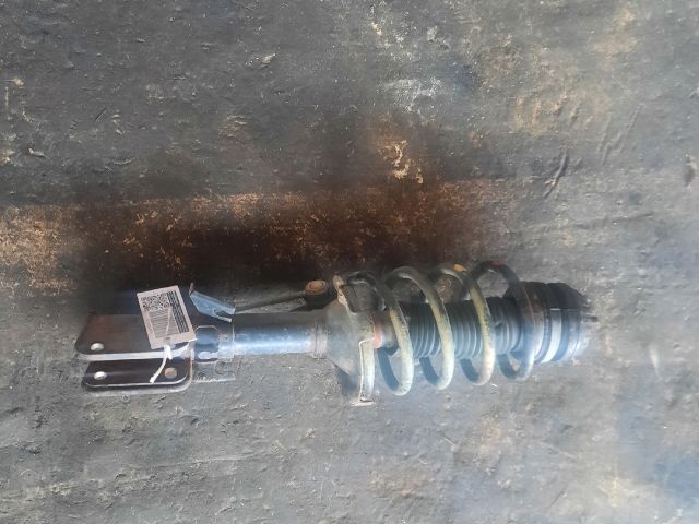 bontott MERCEDES-BENZ VITO Jobb első Gólyaláb (Lengécsillapító, Rugó)